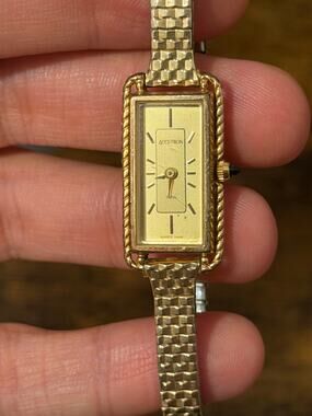 Vintage Bulova Accutron Swiss Quartz Women’s Watch Gold Tone Rectangular